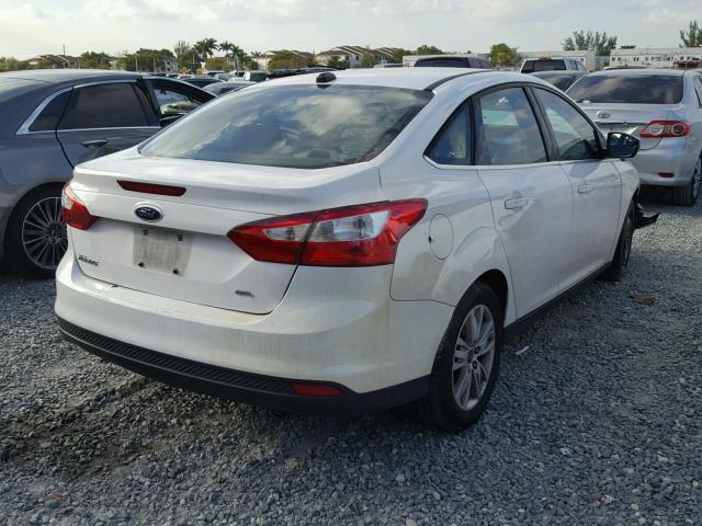 1FAHP3H23CL325336 - 2012 FORD FOCUS SEL WHITE photo 4