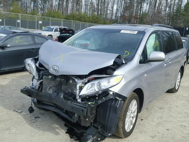 5TDDZ3DC4HS152451 - 2017 TOYOTA SIENNA XLE SILVER photo 2