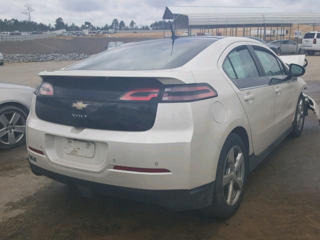 1G1RD6E47CU114156 - 2012 CHEVROLET VOLT WHITE photo 4