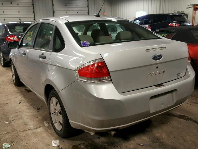 1FAHP34N89W232156 - 2009 FORD FOCUS S SILVER photo 3