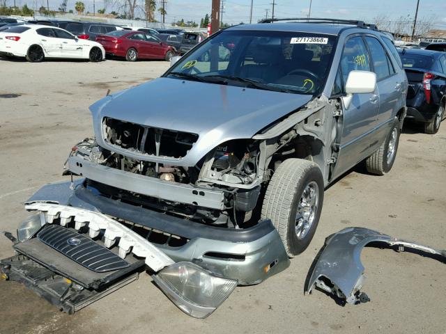 JT6GF10U3Y0068270 - 2000 LEXUS RX 300 SILVER photo 2