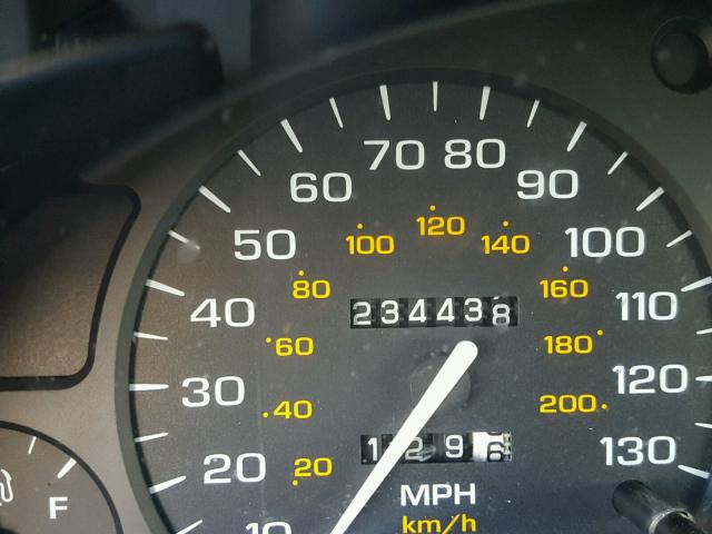 1G8ZG1277TZ213220 - 1996 SATURN SC2 GREEN photo 8