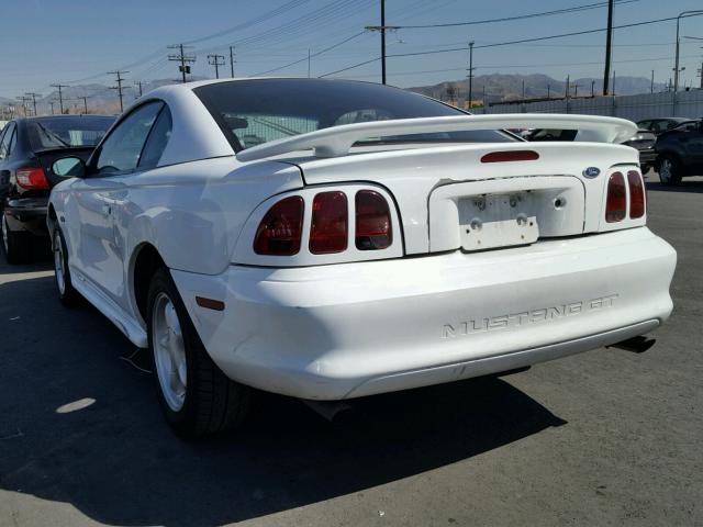 1FAFP42X9WF249139 - 1998 FORD MUSTANG GT WHITE photo 3