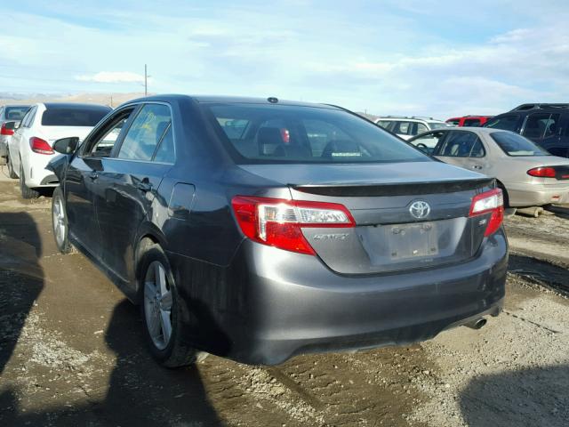 4T1BF1FK7CU147852 - 2012 TOYOTA CAMRY BASE GRAY photo 3