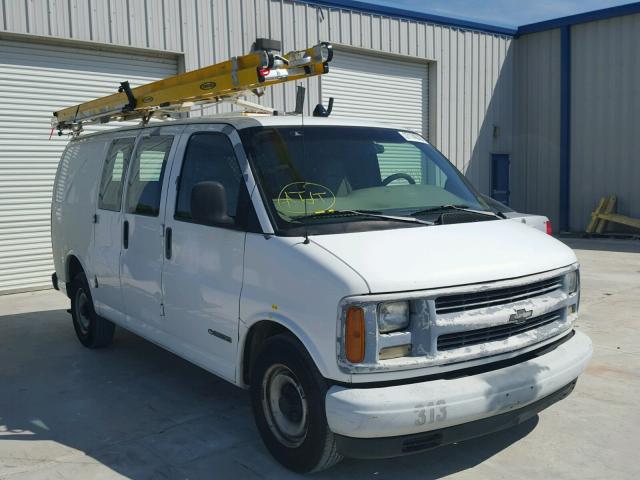 1GCFG25W811145040 - 2001 CHEVROLET EXPRESS G2 WHITE photo 1