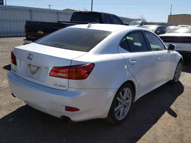 JTHBK262X72057777 - 2007 LEXUS IS 250 WHITE photo 4