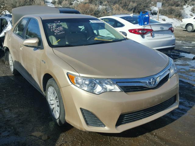 4T1BD1FK0CU058386 - 2012 TOYOTA CAMRY HYBR GOLD photo 1