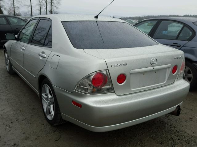 JTHBD182610030953 - 2001 LEXUS IS 300 SILVER photo 3