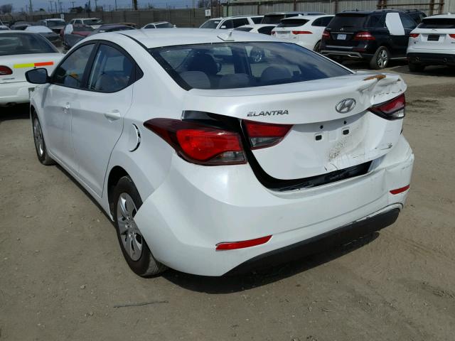 5NPDH4AE4GH681515 - 2016 HYUNDAI ELANTRA SE WHITE photo 3