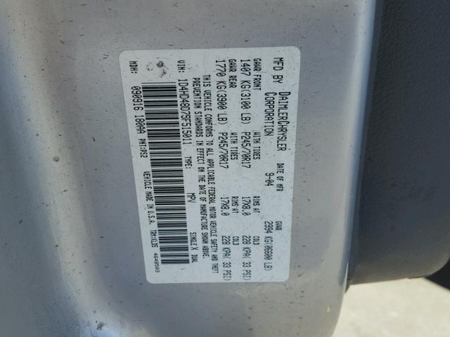 1D4HD48D75F515011 - 2005 DODGE DURANGO SL SILVER photo 10