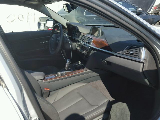 WBA8E1G3XHNU16756 - 2017 BMW 320 I SILVER photo 5