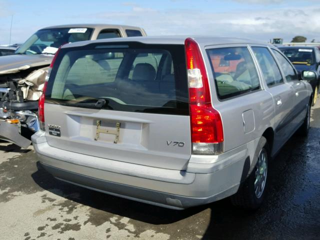 YV1SW61R712099648 - 2001 VOLVO V70 SILVER photo 4