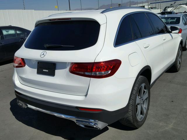 WDC0G4JB7GF062841 - 2016 MERCEDES-BENZ GLC 300 WHITE photo 4