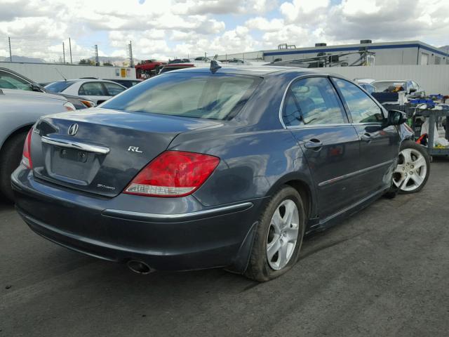 JH4KB16575C009343 - 2005 ACURA RL BLUE photo 4