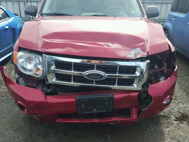 1FMCU03118KD57026 - 2008 FORD ESCAPE XLT RED photo 9