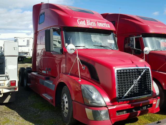 4V4NC9TG68N496273 - 2008 VOLVO VN VNL RED photo 1