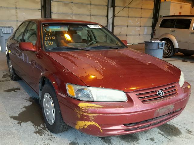 4T1BG22K1WU269345 - 1998 TOYOTA CAMRY CE MAROON photo 1