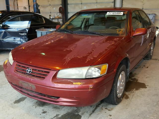 4T1BG22K1WU269345 - 1998 TOYOTA CAMRY CE MAROON photo 2