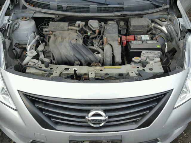 3N1CN7AP5CL833998 - 2012 NISSAN VERSA S SILVER photo 7