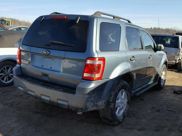 1FMCU9D71CKB25641 - 2012 FORD ESCAPE XLT BLUE photo 4