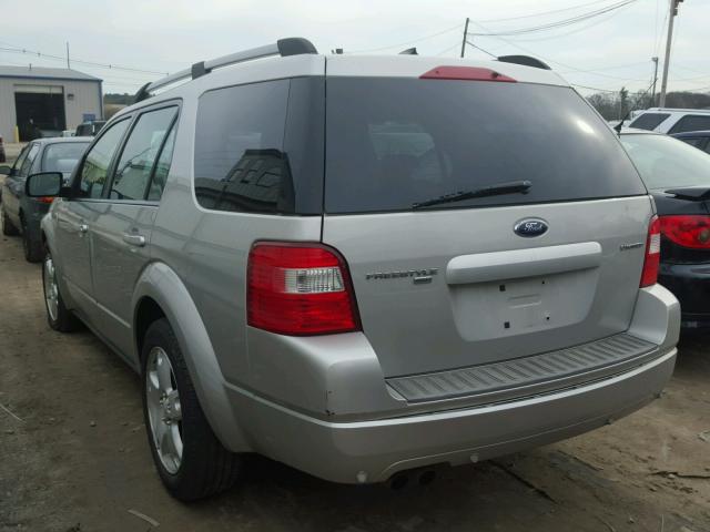 1FMDK06127GA03944 - 2007 FORD FREESTYLE GRAY photo 3