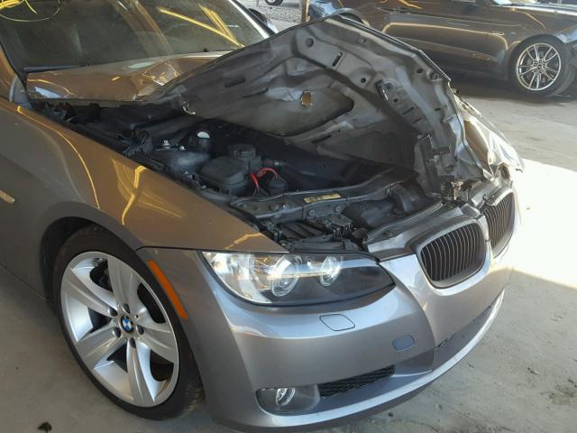 WBAWL73527PX43100 - 2007 BMW 335 I SILVER photo 9