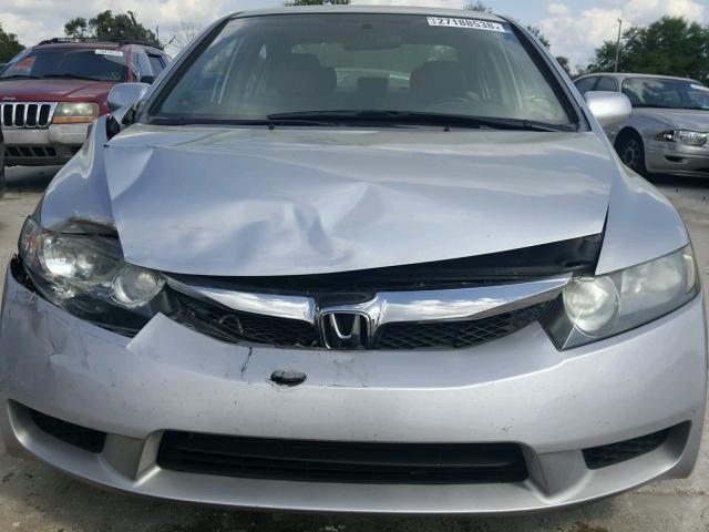 2HGFA16539H546284 - 2009 HONDA CIVIC LX SILVER photo 9