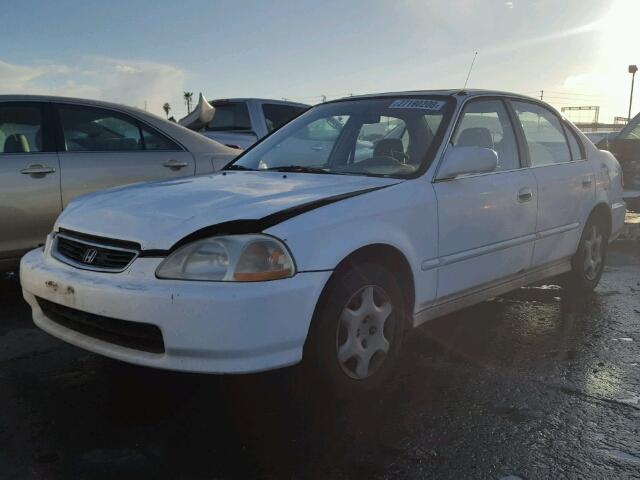 2HGEJ854XWH574852 - 1998 HONDA CIVIC EX WHITE photo 2