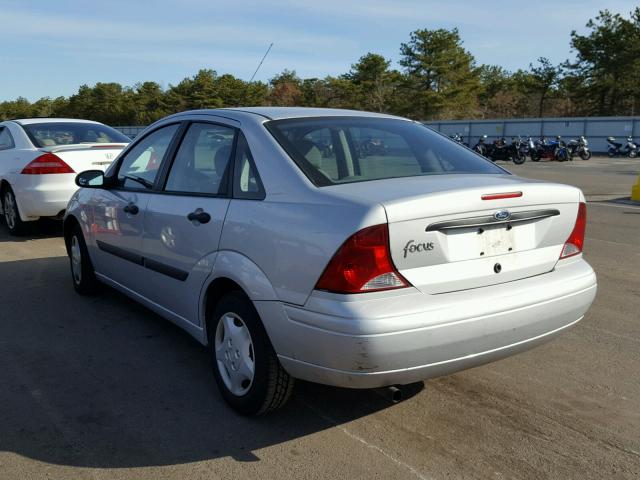 1FAFP33P63W275315 - 2003 FORD FOCUS LX SILVER photo 3