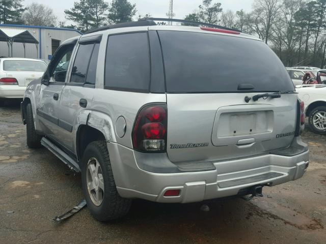 1GNDT13S742131357 - 2004 CHEVROLET TRAILBLAZE SILVER photo 3