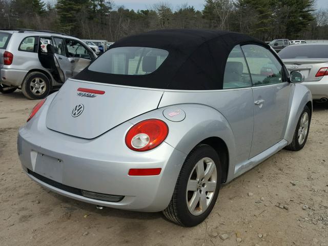 3VWRG31Y27M416712 - 2007 VOLKSWAGEN NEW BEETLE 银色 照片 4