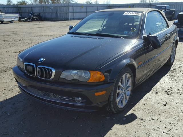 WBABS53452JU94459 - 2002 BMW 330 CI BLACK photo 2