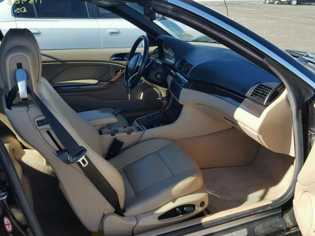 WBABS53452JU94459 - 2002 BMW 330 CI BLACK photo 5