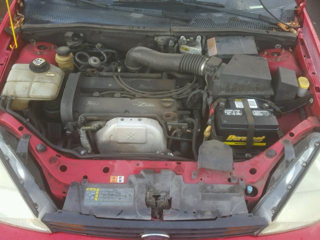 3FAFP31302R166026 - 2002 FORD FOCUS ZX3 RED photo 7