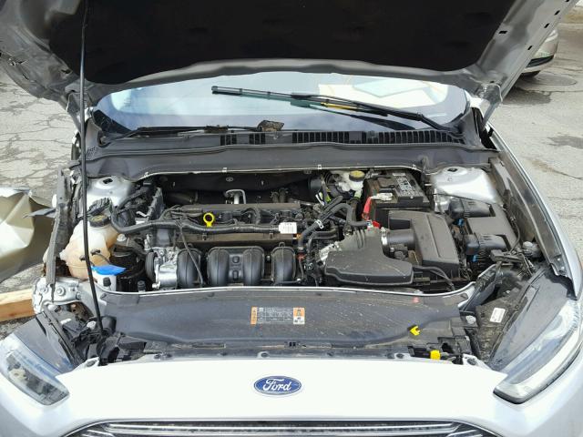 3FA6P0H70FR185656 - 2015 FORD FUSION SE SILVER photo 7