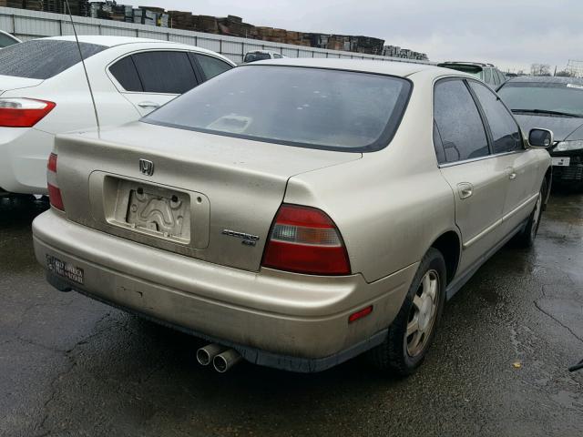 JHMCD556XRC112567 - 1994 HONDA ACCORD EX TAN photo 4