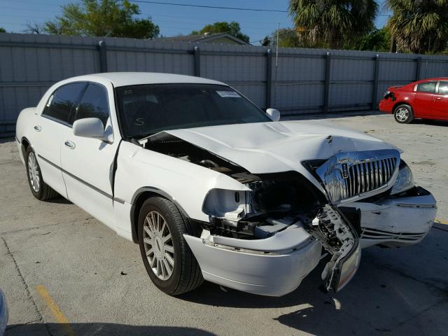 1LNHM81W15Y634995 - 2005 LINCOLN TOWN CAR S WHITE photo 1