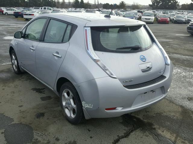 JN1AZ0CP4BT003278 - 2011 NISSAN LEAF SV SILVER photo 3