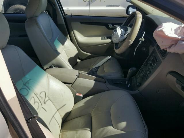 YV1RS61R522101215 - 2002 VOLVO S60 金色 照片 5