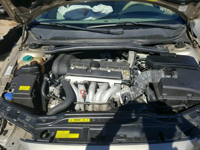 YV1RS61R522101215 - 2002 VOLVO S60 金色 照片 7