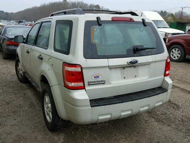 1FMCU02Z98KA73036 - 2008 FORD ESCAPE XLS WHITE photo 3