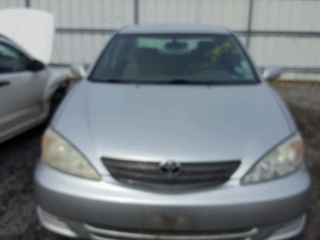 4T1BE32K13U787317 - 2003 TOYOTA CAMRY LE SILVER photo 9