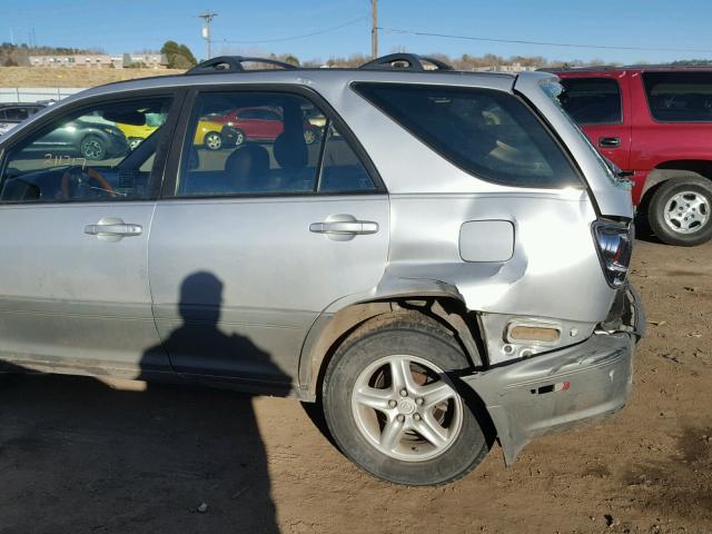 JTJHF10U220290638 - 2002 LEXUS RX 300 SILVER photo 9