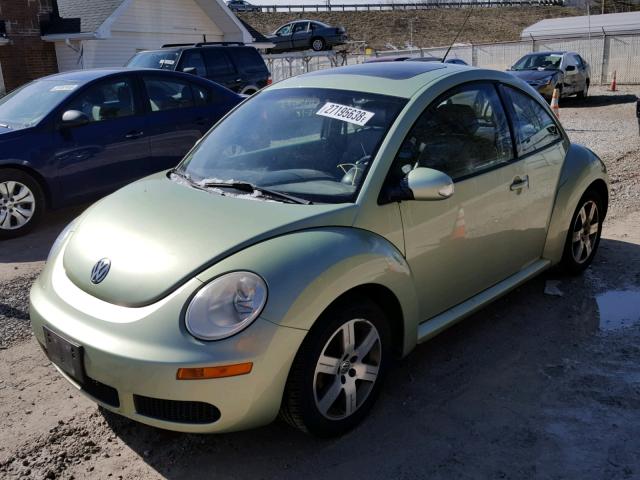 3VWRR31C76M422843 - 2006 VOLKSWAGEN NEW BEETLE GREEN photo 2