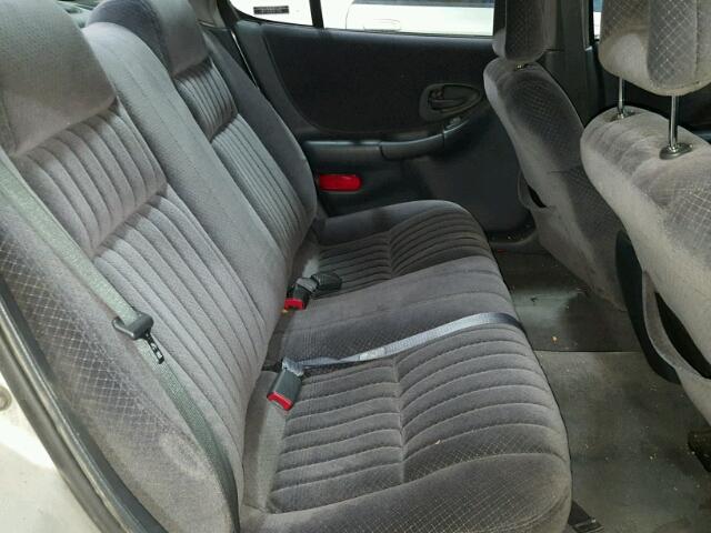 1G2WK52J41F252666 - 2001 PONTIAC GRAND PRIX GRAY photo 6