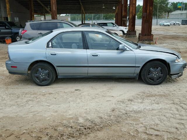 1HGCD5635RA123527 - 1994 HONDA ACCORD LX BLUE photo 10