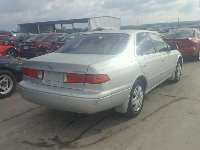 4T1BG22K11U059644 - 2001 TOYOTA CAMRY CE GRAY photo 4