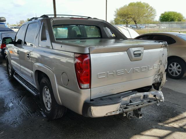 3GNEC12Z85G173080 - 2005 CHEVROLET AVALANCHE SILVER photo 3