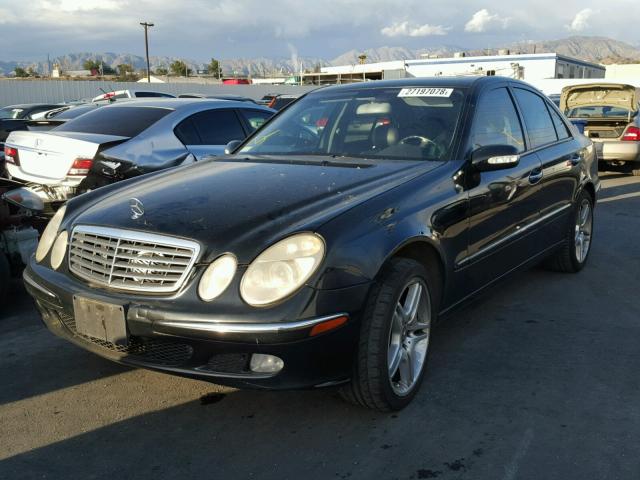 WDBUF65J74A492108 - 2004 MERCEDES-BENZ E 320 BLACK photo 2