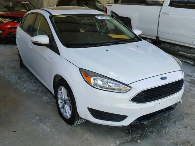 1FADP3F26GL338993 - 2016 FORD FOCUS SE WHITE photo 1